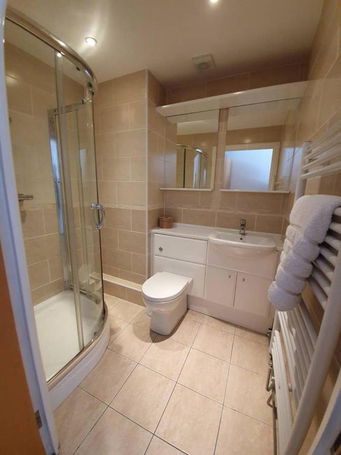 Stylish Flat In Central Tenby & Free Parking 외부 사진