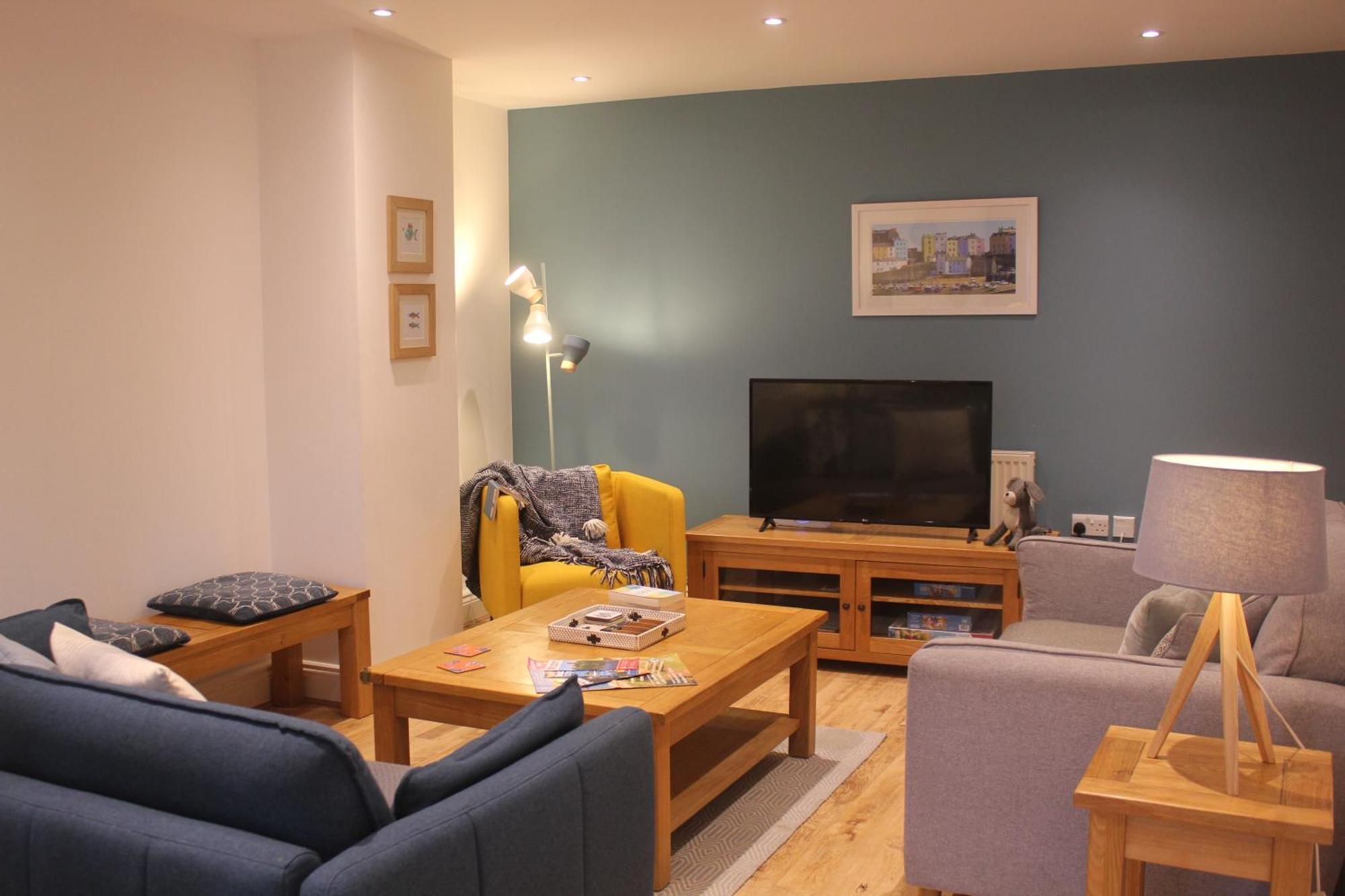 Stylish Flat In Central Tenby & Free Parking 외부 사진